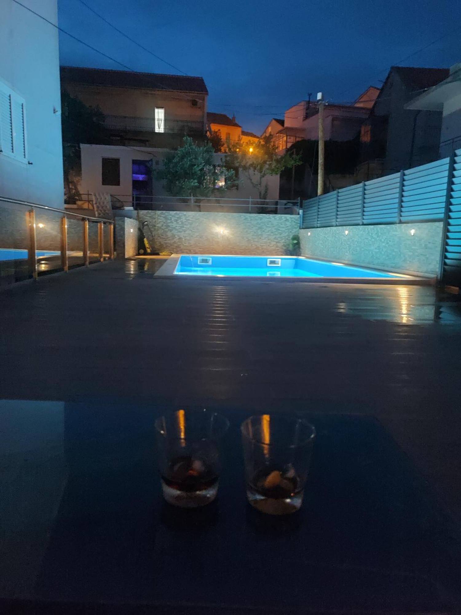Pool Me Up! Leilighet Šibenik Eksteriør bilde